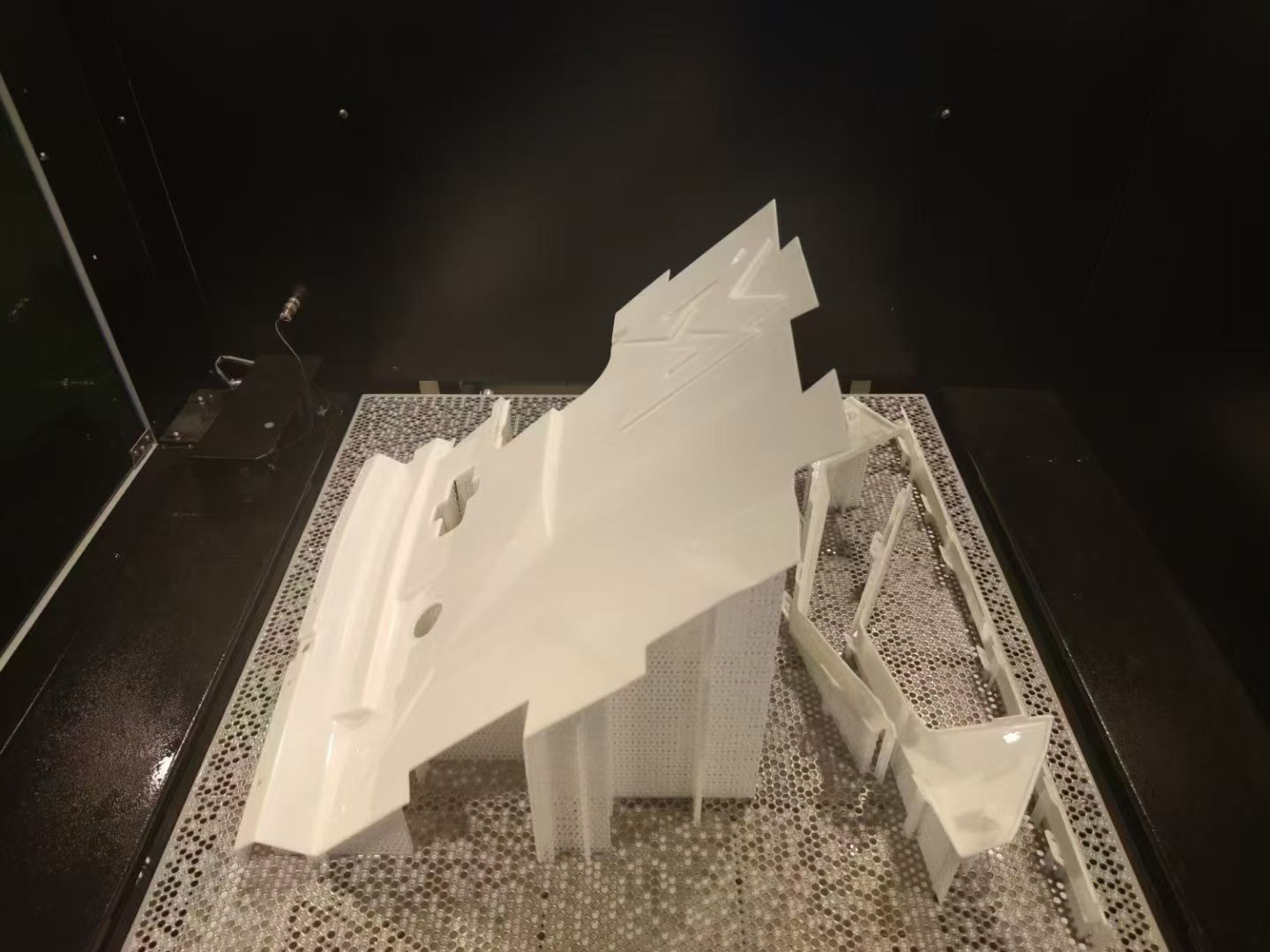 SLA resin part